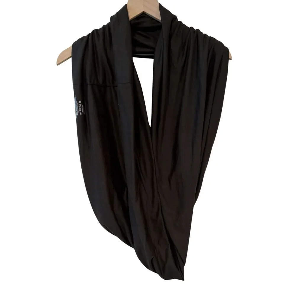 Beyond Yoga Black Hidden Pocket Infinity Scarf Gorp